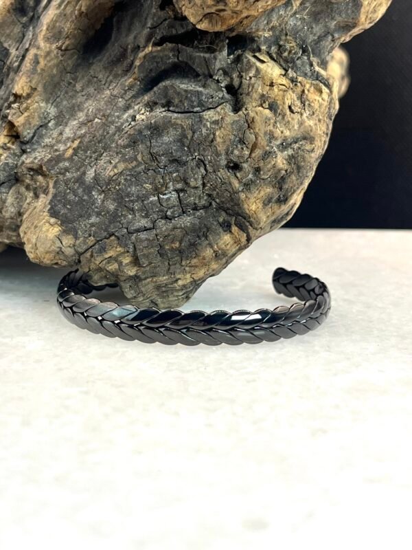 Χειροπέδα Black Braid