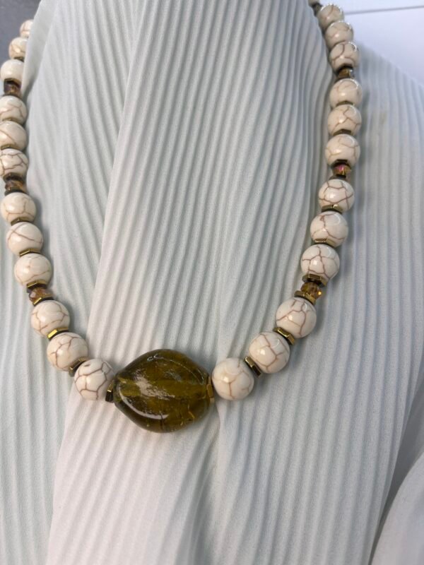 Κολιέ Howlite Olive II