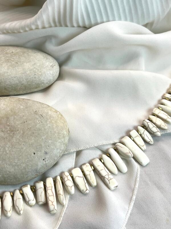 Κολιέ White Chaolite