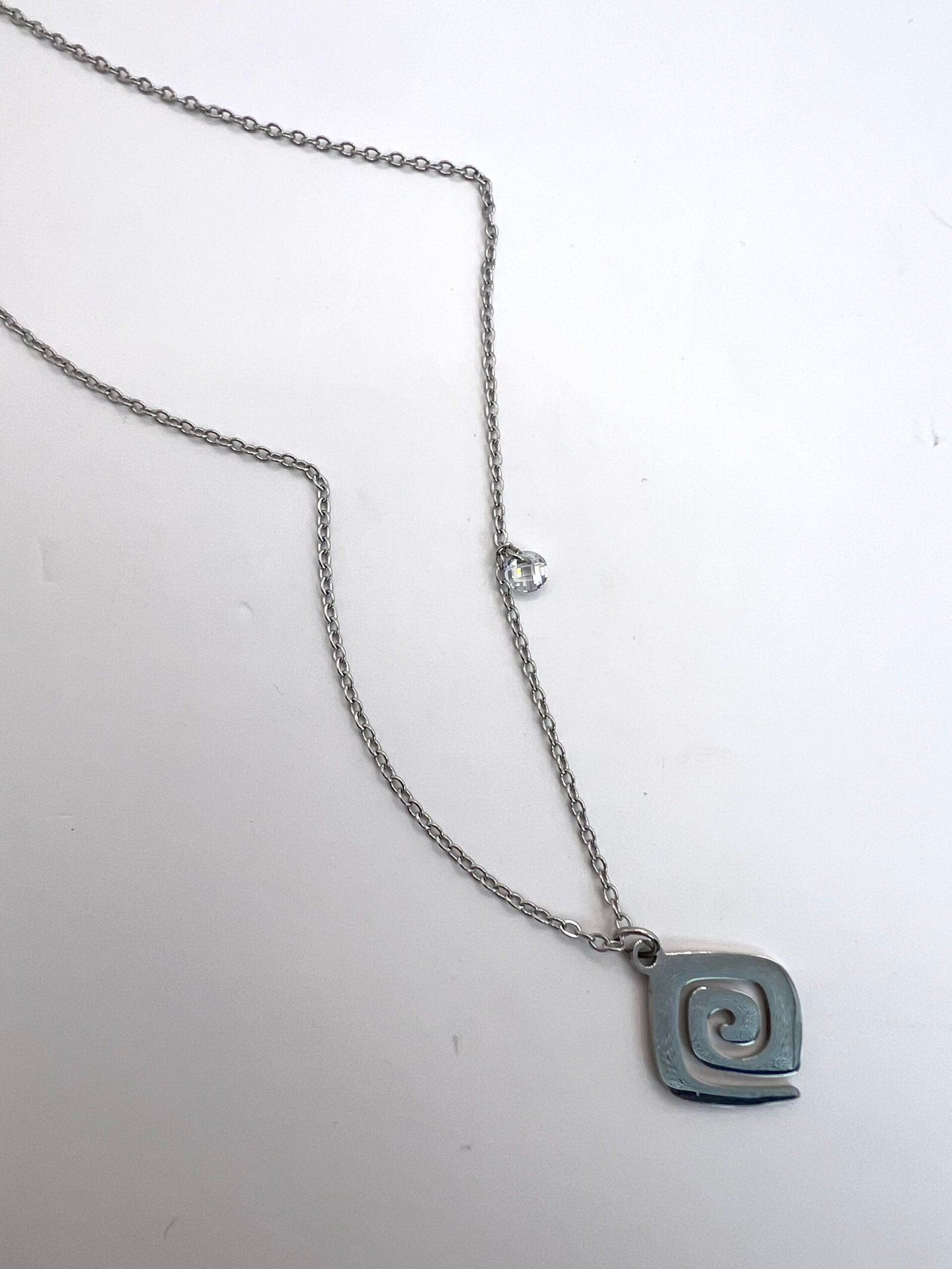 Violet Floral Speira Necklace